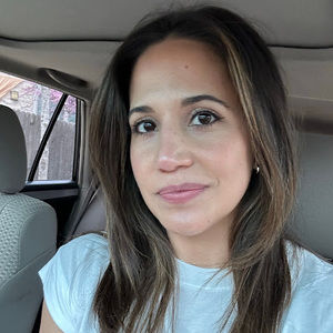 Meet your Posher, Carla